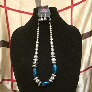 Paparazzi Elegant Silver and Blue Necklace Set